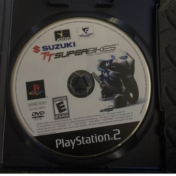 Suzuki TT Superbikes: Real Road Racing (Sony PlayStation 2, 2005) Ps2 game - Picture 2 of 7
